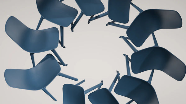 Aranjamente Creative pentru Scaunele din Living